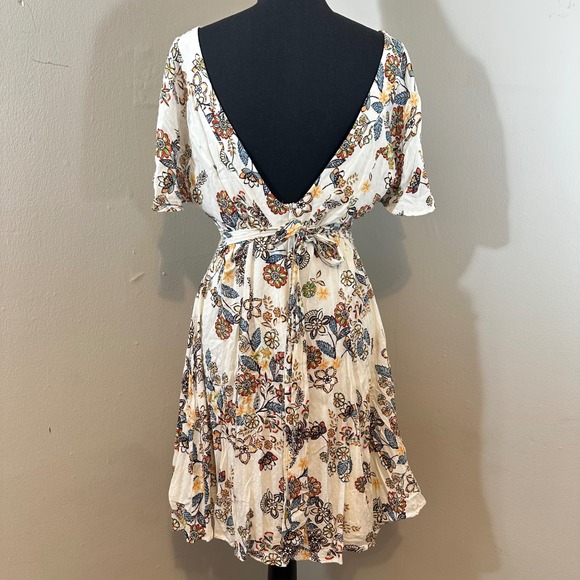 Hummingbird Floral Print Mini Dress V Neck Short Sleeve Tie Waist Summer White L - Picture 5 of 8